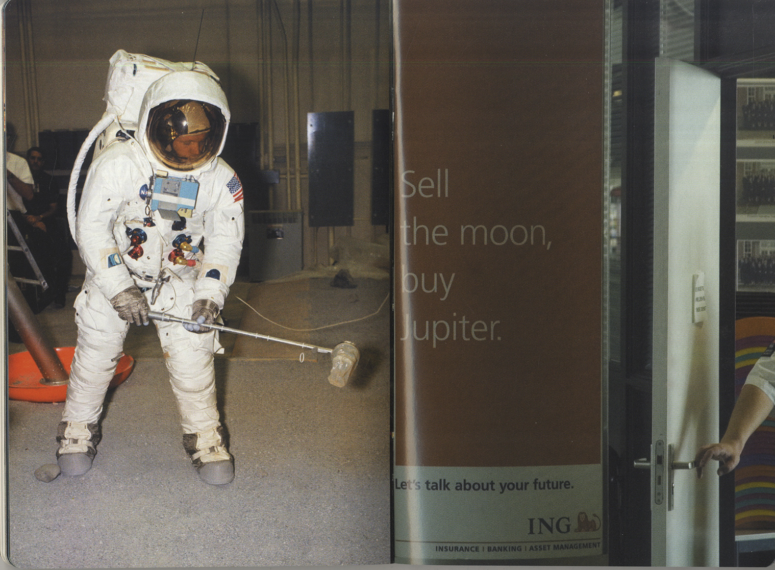 Pages from NG-1991-4-25 : fly me to the moon by Bik van der Pol